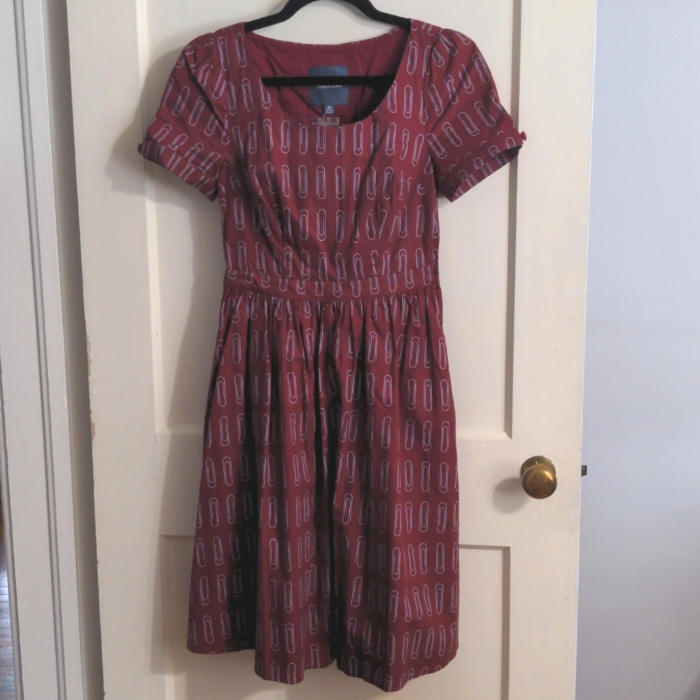 NWT Modcloth paper clip dress - with pockets!